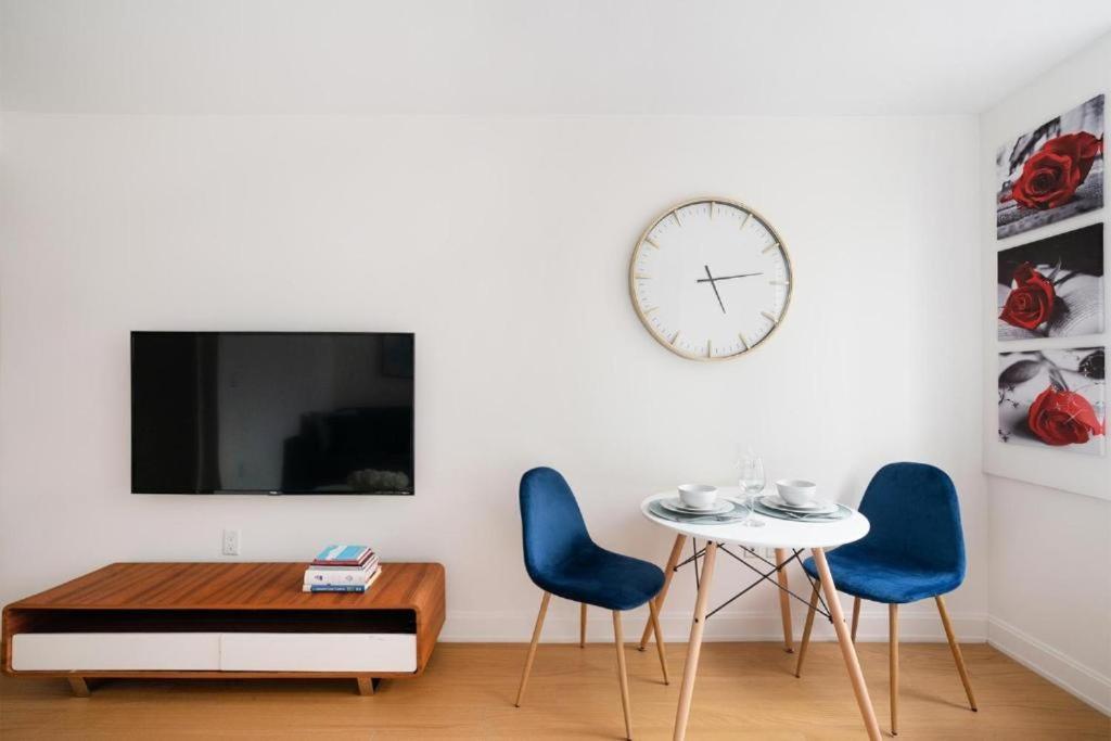 Spectacular Studio In Manhattan